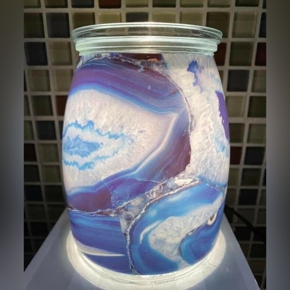 Scentsy warmer  (Blue Agate) - Picture 2 of 3